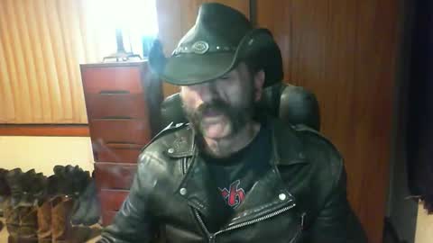 leathergreaser online show from 05-31-26, 06:31