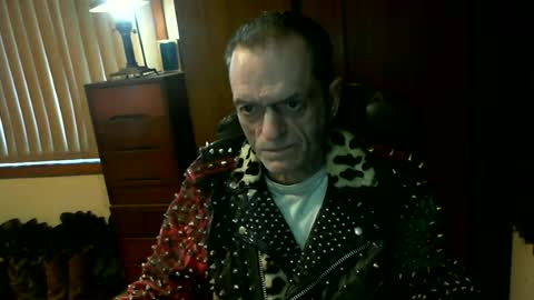Snapshot of leathergreaser chatting on 06-22-26, 09:45 leathergreaser online show from 06-22-26, 09:45