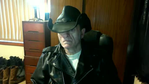 Snapshot of leathergreaser chatting on 07-03-26, 11:44 leathergreaser online show from 07-03-26, 11:44