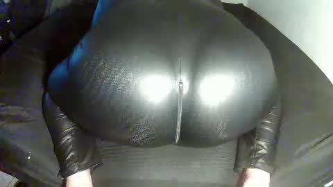 leatherman31 online show from 01-03-25, 05:17