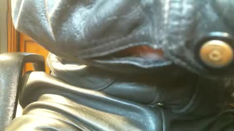 Leathermotocross online show from 05-18-26, 02:23