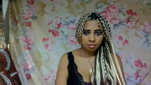 leatianaa online show from 06-04-26, 03:51
