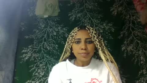 leatianaa online show from 06-25-26, 05:12