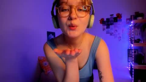 Ellie online show from 11-25-25, 05:51