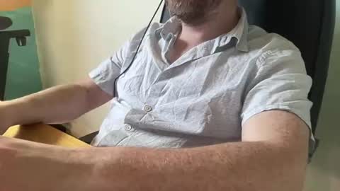 Snapshot of lee_8891 chatting on 06-19-26, 10:19 lee_8891 online show from 06-19-26, 10:19