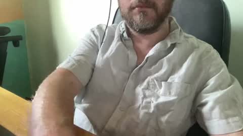 Snapshot of lee_8891 chatting on 06-25-26, 05:56 lee_8891 online show from 06-25-26, 05:56