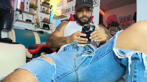 leenar_key online show from 04-25-26, 02:36