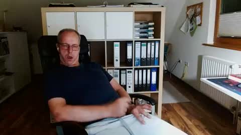 Dave online show from 06-11-26, 10:52