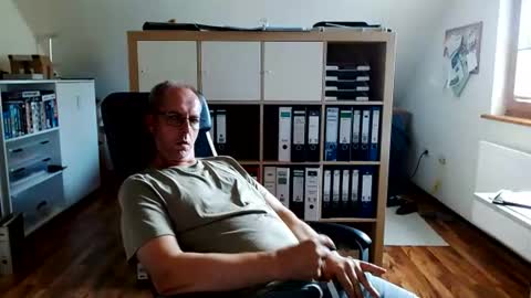 Dave online show from 06-22-26, 03:20