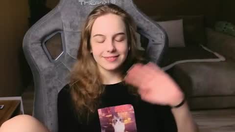 Leia online show from 07-04-26, 03:40