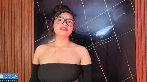 Snapshot of leidy_morales_ chatting on 04-24-26, 10:50 Leidy online show from 04-24-26, 10:50