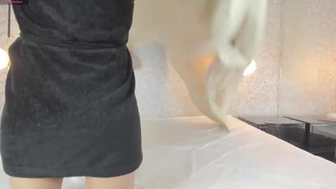 LEIGH ANGELS online show from 03-21-26, 10:57