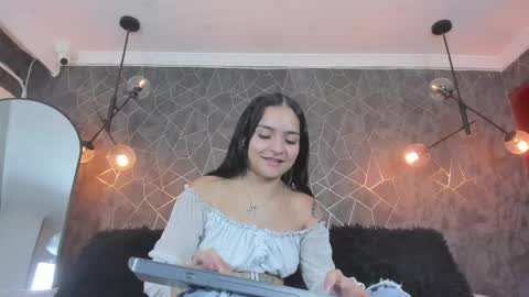 LEIGH ANGELS online show from 06-03-26, 10:15