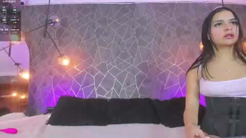 LEIGH ANGELS online show from 07-14-26, 10:15