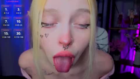 Leila online show from 01-06-26, 04:11