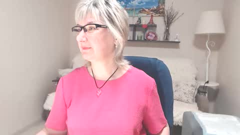 Leila Kinky online show from 06-01-26, 04:03