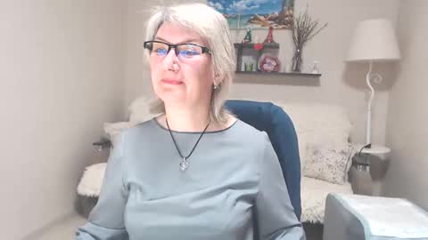 Leila Kinky online show from 06-02-26, 09:00
