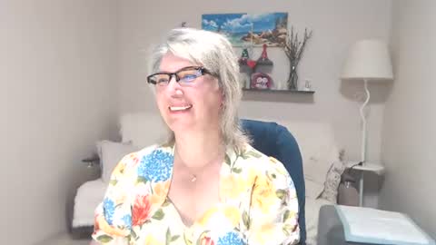 Snapshot of leilamays chatting on 07-03-26, 05:03 Leila Kinky online show from 07-03-26, 05:03