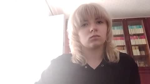 Lily online show from 06-27-26, 12:22