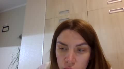 lena6122000 online show from 05-05-26, 07:22