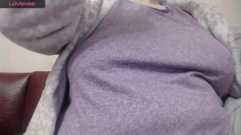 lenagolden online show from 03-28-26, 05:23