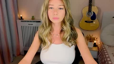 Snapshot of lenamuti chatting on 05-21-26, 04:14 Lena online show from 05-21-26, 04:14
