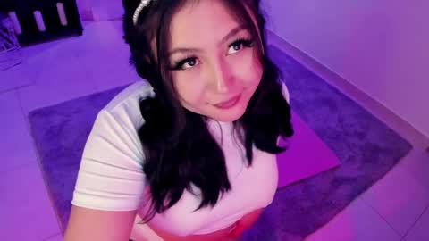 Lenna Kang online show from 05-12-26, 11:13