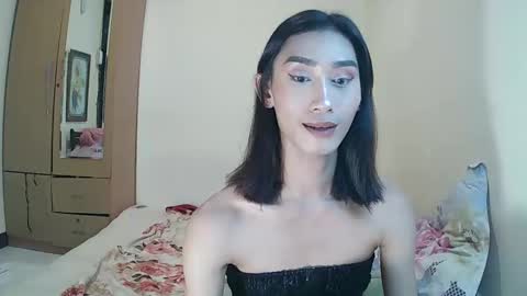 Snapshot of lennonxshit chatting on 02-16-25, 06:43 JANE online show from 02-16-25, 06:43