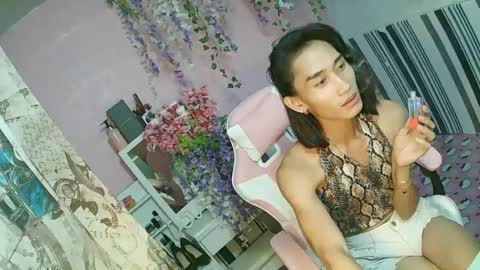 Snapshot of lennonxshit chatting on 02-27-25, 12:54 JANE online show from 02-27-25, 12:54