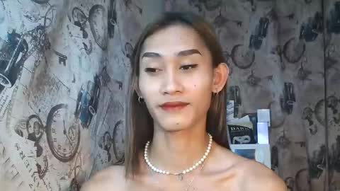 Snapshot of lennonxshit chatting on 11-17-25, 07:25 JANE online show from 11-17-25, 07:25