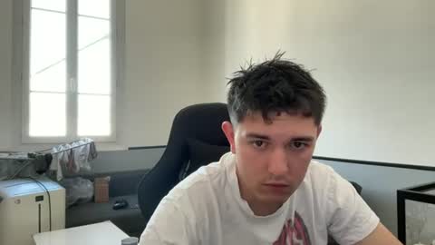 leo0606215417 online show from 06-16-26, 07:55