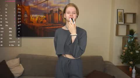 Hello Im Roxy Im just starting my journey here so lets get acquainted online show from 03-07-26, 05:10