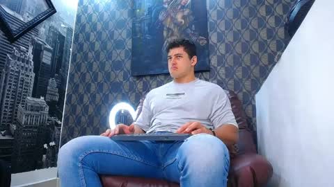 Leon Smoron online show from 03-30-26, 02:01