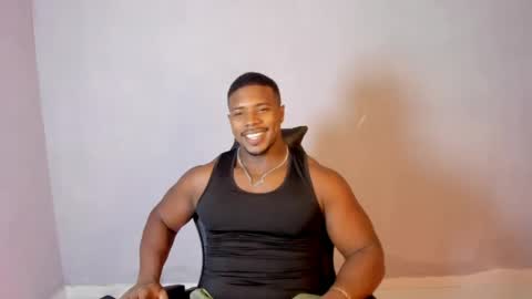 Snapshot of leonardo_jones1 chatting on 06-09-26, 04:13 Leandro jones online show from 06-09-26, 04:13