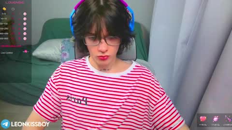 Snapshot of leonkissboy chatting on 04-02-26, 02:58 leonkissboy online show from 04-02-26, 02:58