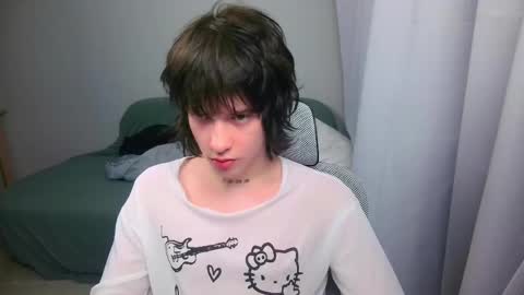 Snapshot of leonkissboy chatting on 05-05-26, 04:48 leonkissboy online show from 05-05-26, 04:48