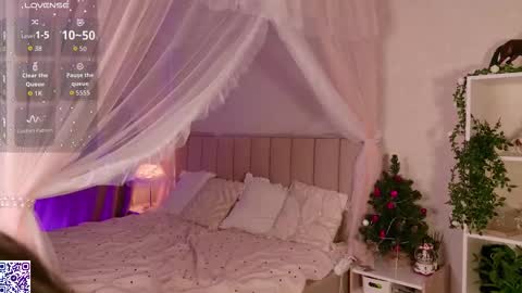 Nicole Moore online show from 01-14-26, 03:17