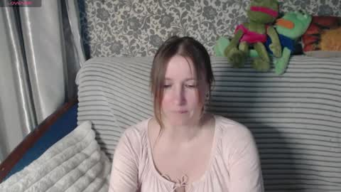 Snapshot of lesanamagic chatting on 06-05-26, 07:19 LesanaMagic online show from 06-05-26, 07:19