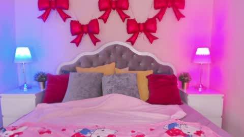 Eveline online show from 05-30-26, 02:30