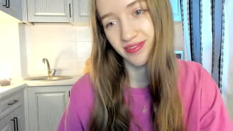 Snapshot of leslie_my_lovee chatting on 12-20-25, 09:16 LESLIE online show from 12-20-25, 09:16