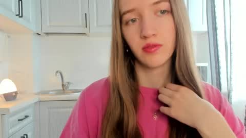 Snapshot of leslie_my_lovee chatting on 04-14-26, 10:43 LESLIE online show from 04-14-26, 10:43