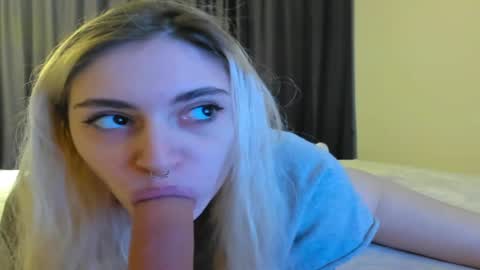 lesyaliss online show from 03-20-26, 07:41