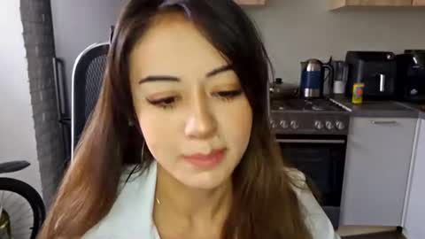 Emily online show from 06-28-26, 11:05