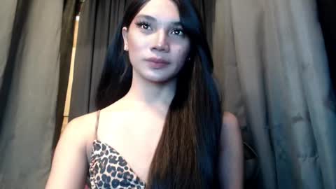 Snapshot of letmehearyouxxx chatting on 11-09-25, 07:50 GIRL NEXTDOOR online show from 11-09-25, 07:50