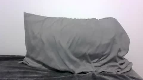 lets_play143 online show from 01-09-26, 04:59