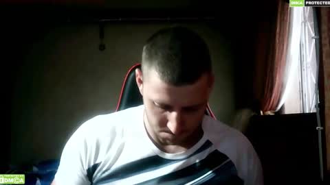 Snapshot of letsbeadventurous chatting on 12-19-25, 04:25 The Silent type online show from 12-19-25, 04:25