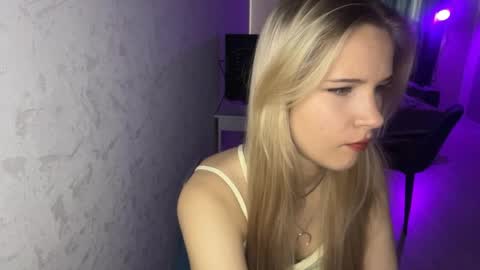 Kate online show from 05-22-26, 01:17