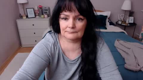 Mary online show from 01-08-26, 01:57