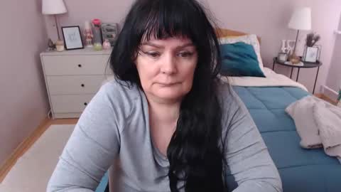 Mary online show from 02-14-26, 01:08