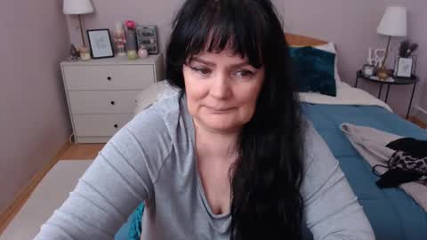 Mary online show from 02-23-26, 01:19